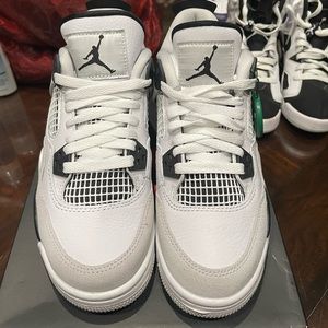 Jordan 4 Retro Military Black (GS) 4y